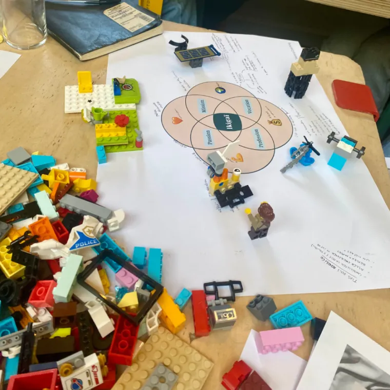 Atelier créatif Ikigaï animé par Mathilde au Bus Magique à Lille